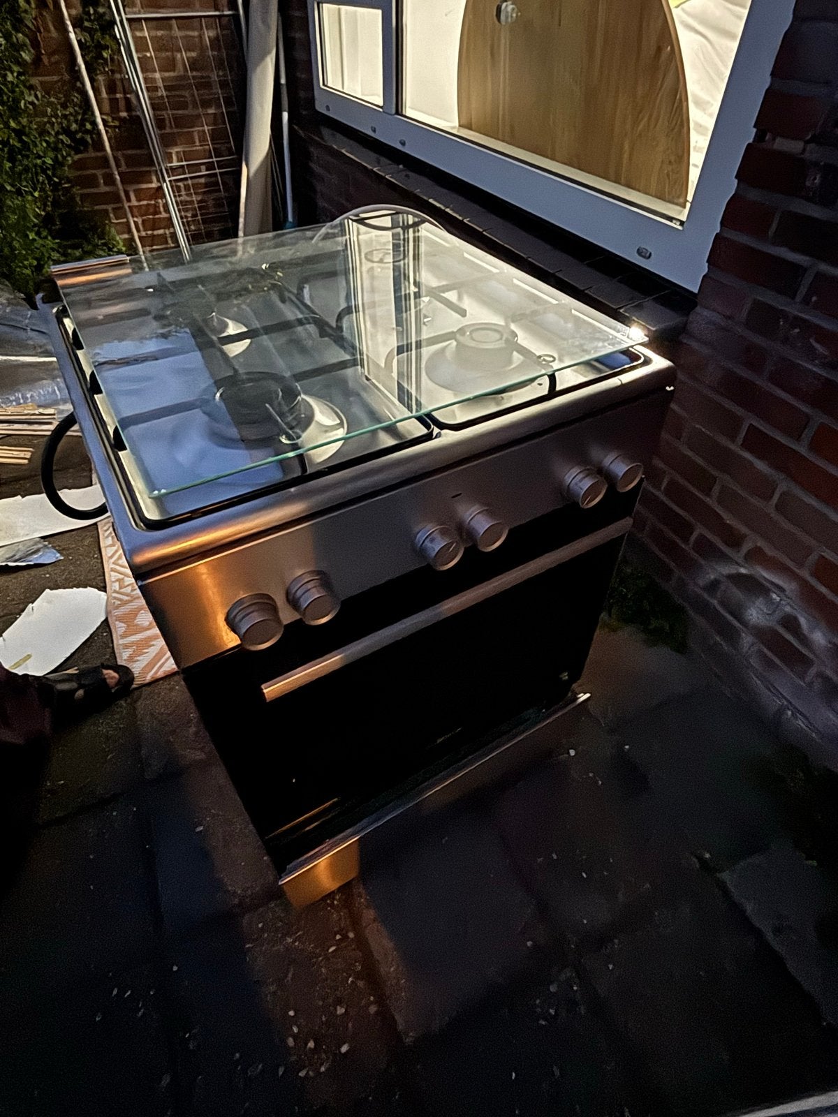 Bosch gasfornuis met oven - Zeer goede staat, Witgoed en Apparatuur, Ophalen, 4 kookzones, Zo goed als nieuw, Gas