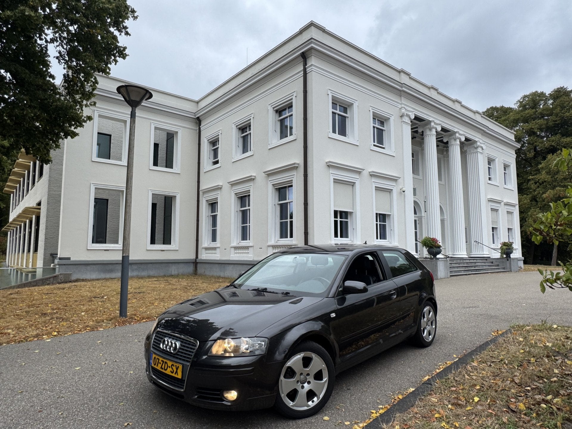 Audi A3 1.8 TFSI VOLLEDER ! DEALER ONDERHOUDEN (bj 2008), Auto's, Audi, Voorwielaandrijving, 4 cilinders, 160 pk, Bedrijf