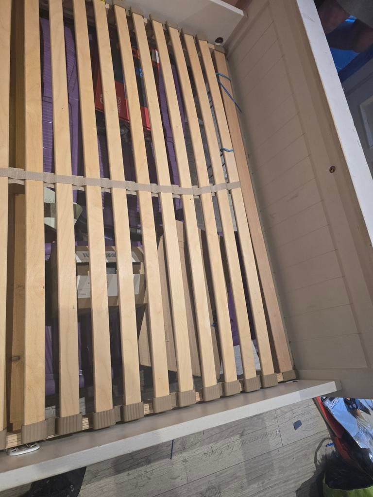 Bed 120x200 met goed  matras, Ophalen, Landelijk / visdalen, Gebruikt, Wit