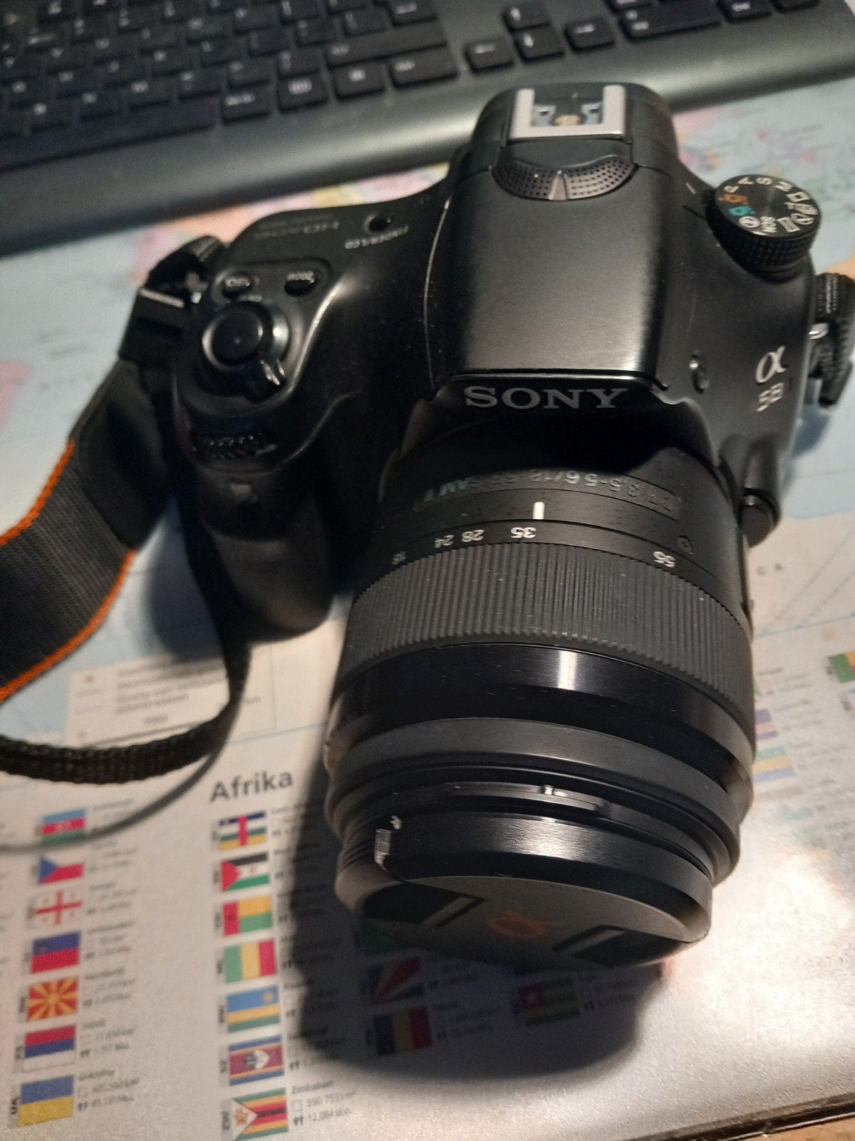 Sony a58 ., Spiegelreflex, Ophalen of Verzenden, Zo goed als nieuw, Accu