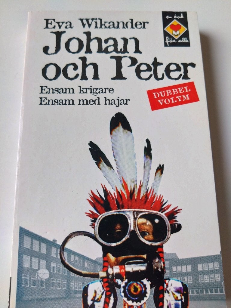 Ensam krigare/Ensam med hajar #på svenska/zweeds#, Ophalen of Verzenden, Zo goed als nieuw, Fictie