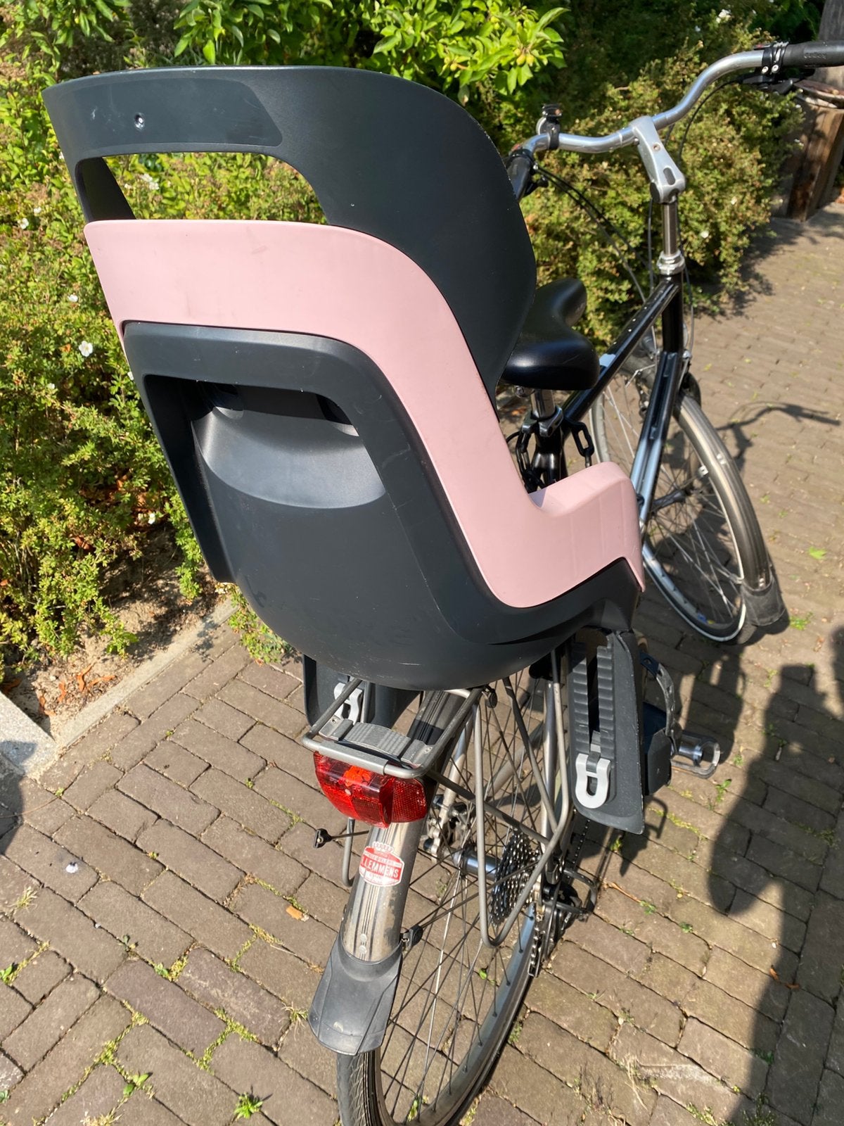 Bobike GO maxi achterzitje Frame Bevestiging, Ophalen, Zo goed als nieuw, 1 kind