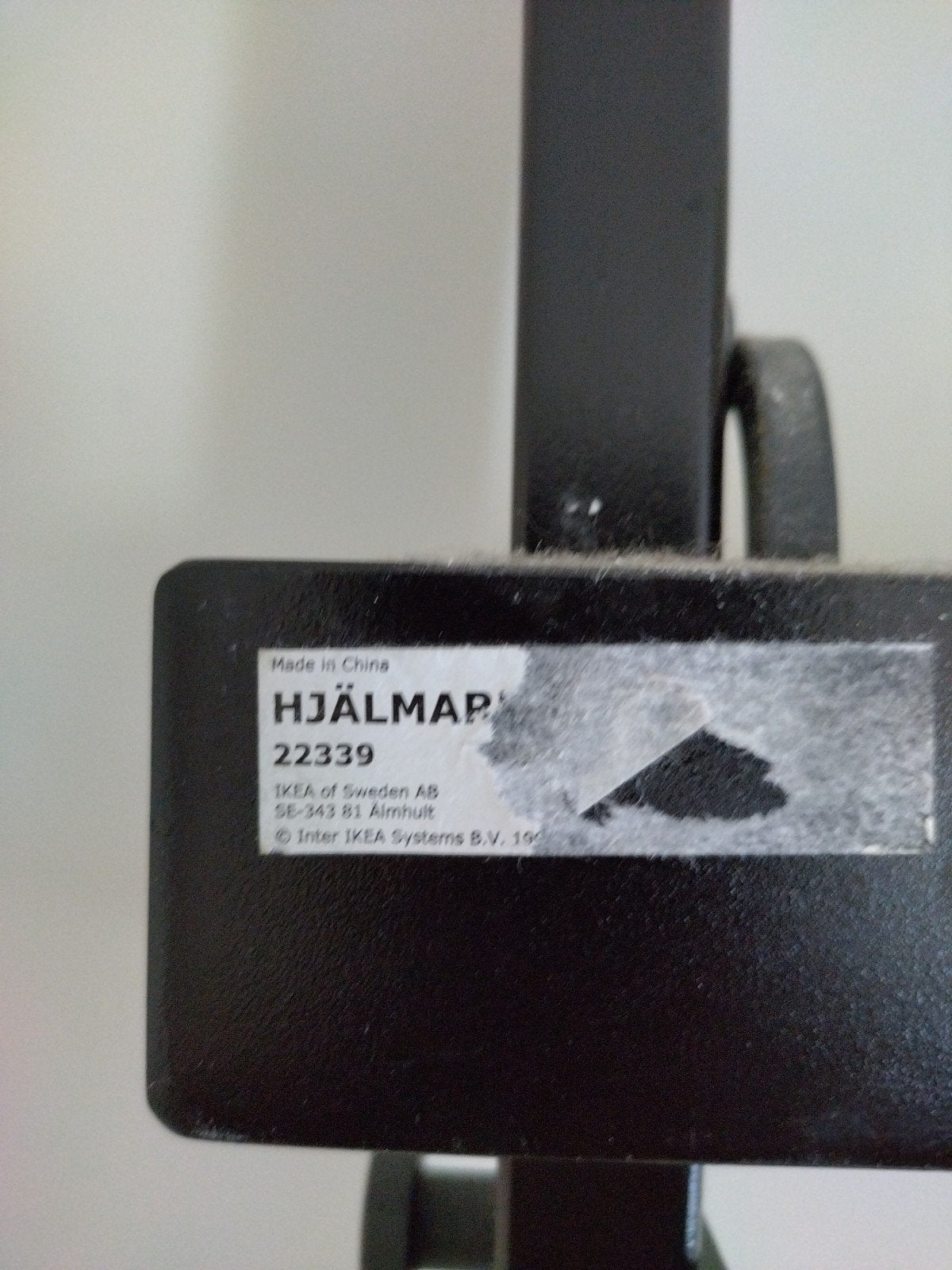 IKEA Hjälmaren wandkapstok - Zwart metaal, Huis en Inrichting, Woonaccessoires | Kapstokken, Wandkapstok, Gebruikt, 200 cm of meer