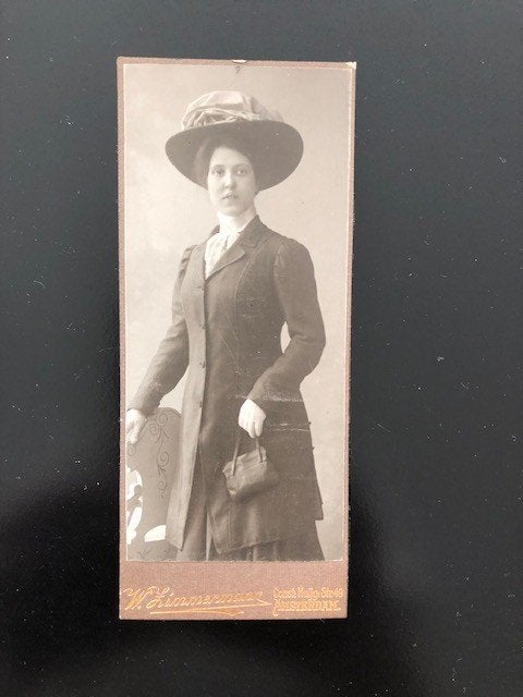 foto van dame met hoed rond 1900, Gebruikt, Foto, Ophalen of Verzenden, Voor 1940