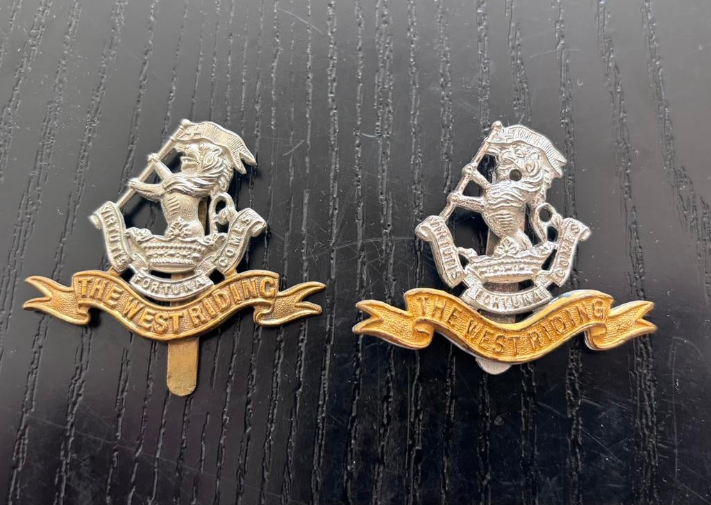 Brits WW2 capbadge Duke of Wellington, Verzamelen, Militaria | Tweede Wereldoorlog, Ophalen of Verzenden, Landmacht, Engeland