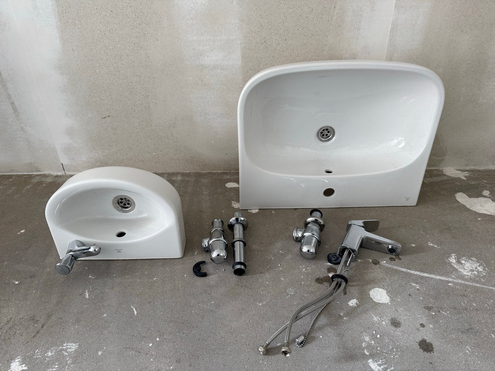 Wastafels en kranen - Ideal Standard, Ophalen, Zo goed als nieuw, Chroom, Wastafel