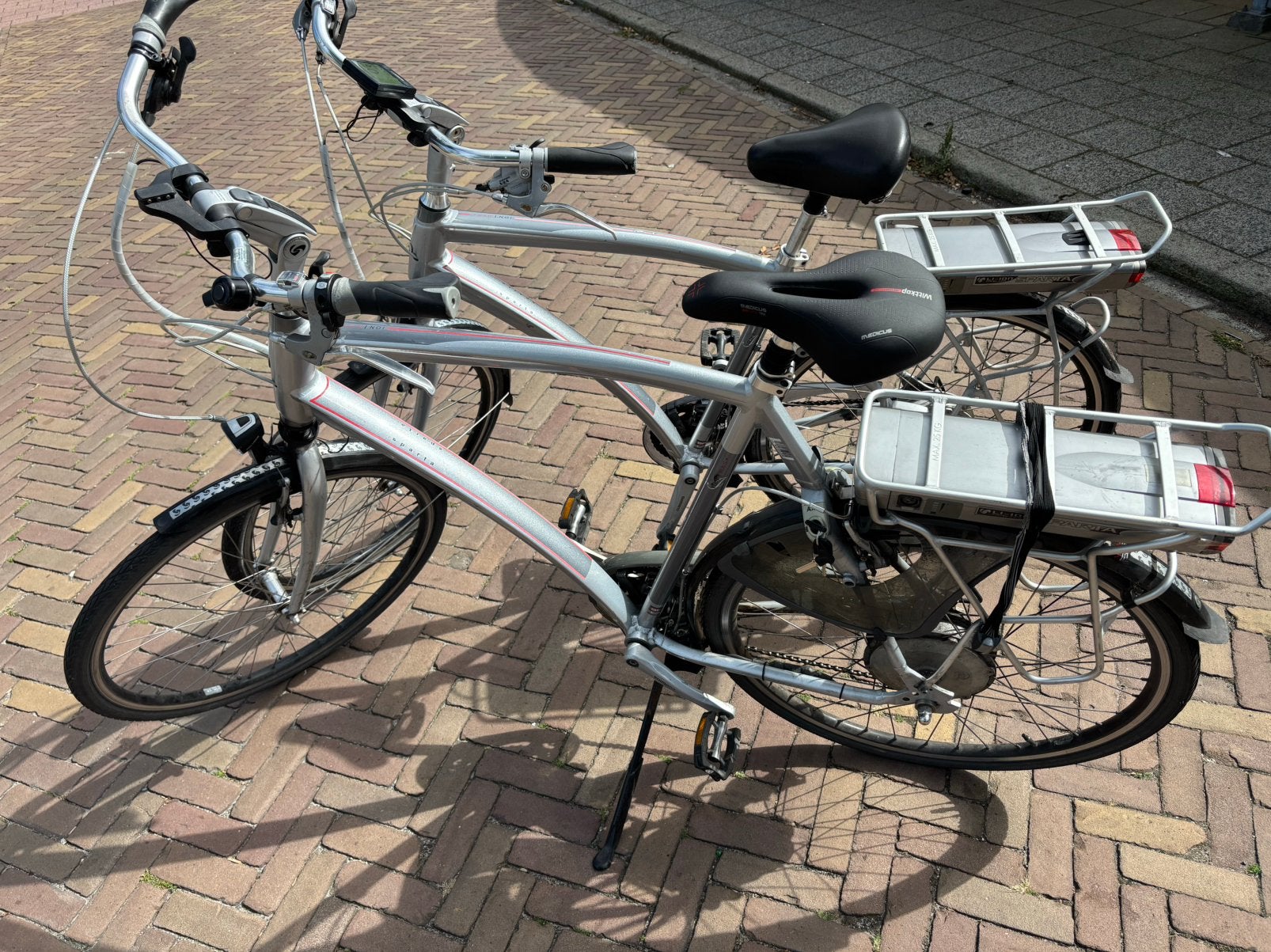 2 identieke Sparta ION RXS+ elektrische fietsen 53 en 63, 53 tot 57 cm, Ophalen, Zo goed als nieuw, Sparta