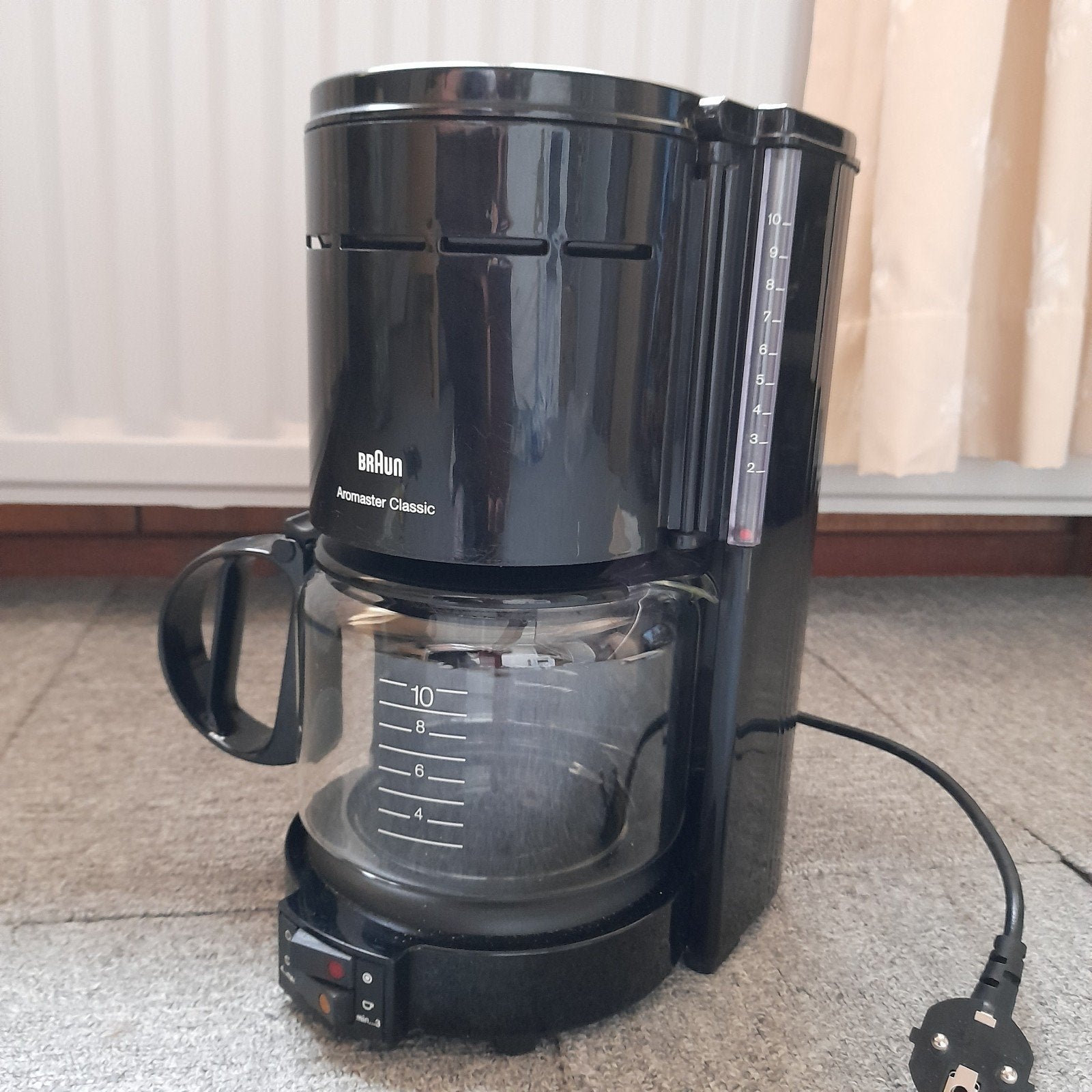 Braun Aromaster - Filter-koffiezetapparaat (zwart), Witgoed en Apparatuur, 10 kopjes of meer, Koffiemachine, Gemalen koffie, Zo goed als nieuw