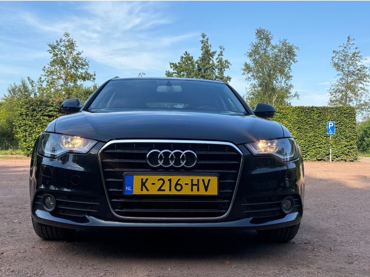 Audi A6 2.0TDI 130KW Avant Multitron 2012 Zwart, Auto's, 4 cilinders, Zwart, Stationwagon, Diesel