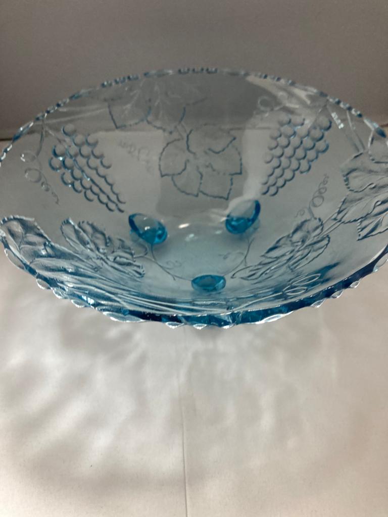 Vintage blauw glazen fruitschaal op voet, Huis en Inrichting, Woonaccessoires | Schalen en Manden, Ophalen of Verzenden, Zo goed als nieuw