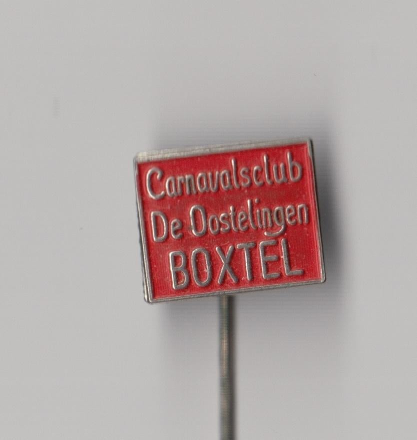 Carnavalsclub de Oostelingen Boxtel Carnaval speldje, Gebruikt, Niet vindbaar, Niet vindbaar, Speldje of Pin