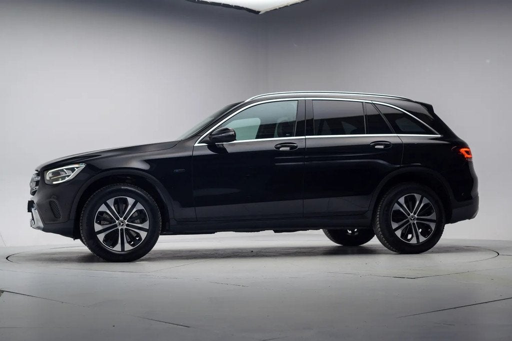 Mercedes-Benz GLC 300e 4MATIC Business Solution Aut. [ Navi, Auto's, Mercedes-Benz, Automaat, Gebruikt, 4 cilinders, 2000 kg