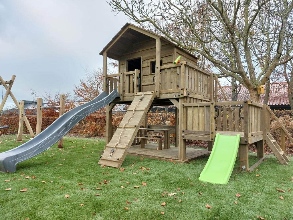BOOMHUT PALEIS speeltoren speelhuis klimtoren speeltoestel, Kinderen en Baby's, Speelgoed | Buiten | Speeltoestellen, Ophalen
