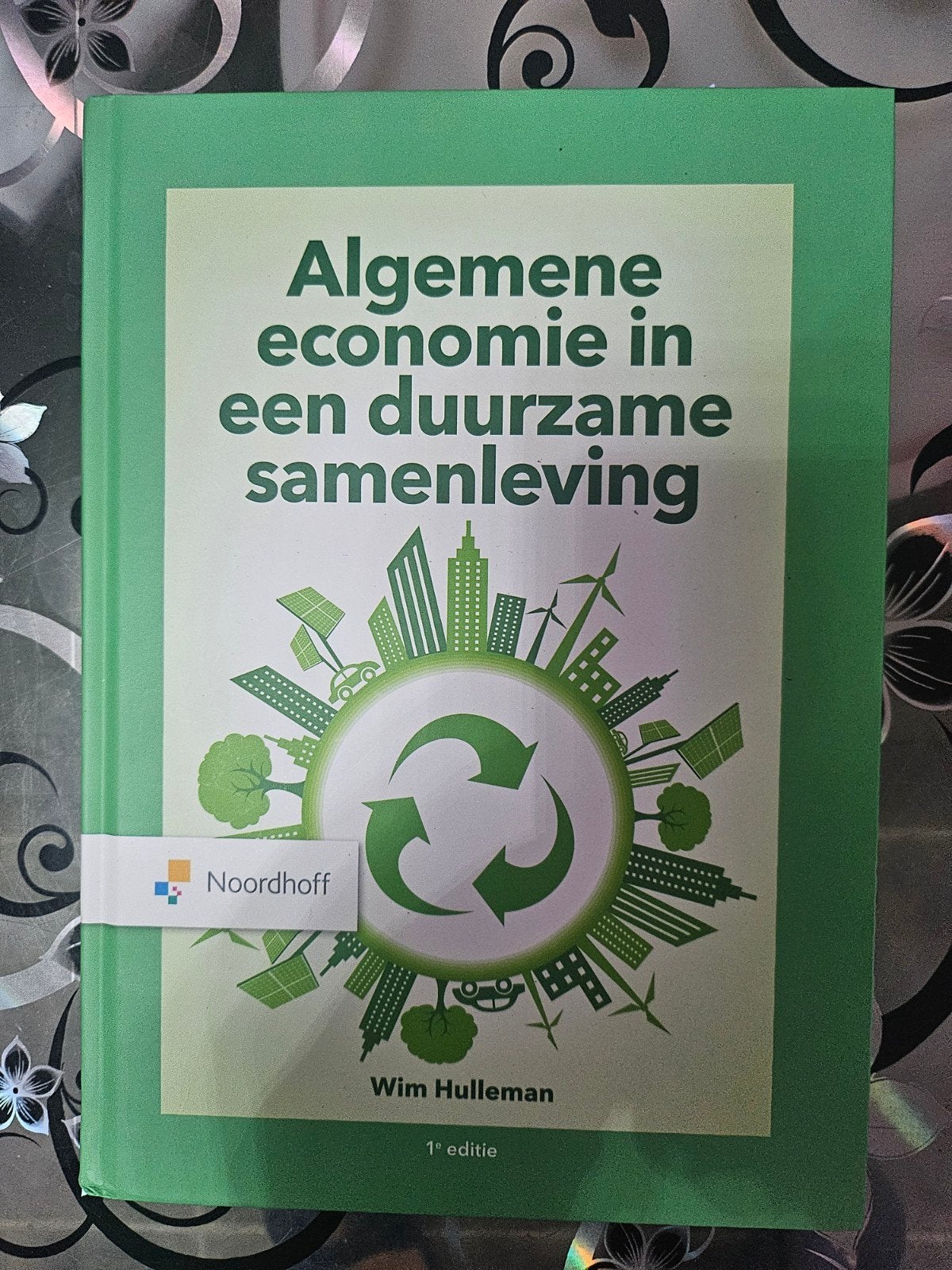 Algemenene economie in een duurzame omgeving Wim Hulleman, Ophalen, Zo goed als nieuw, Accountancy en Administratie