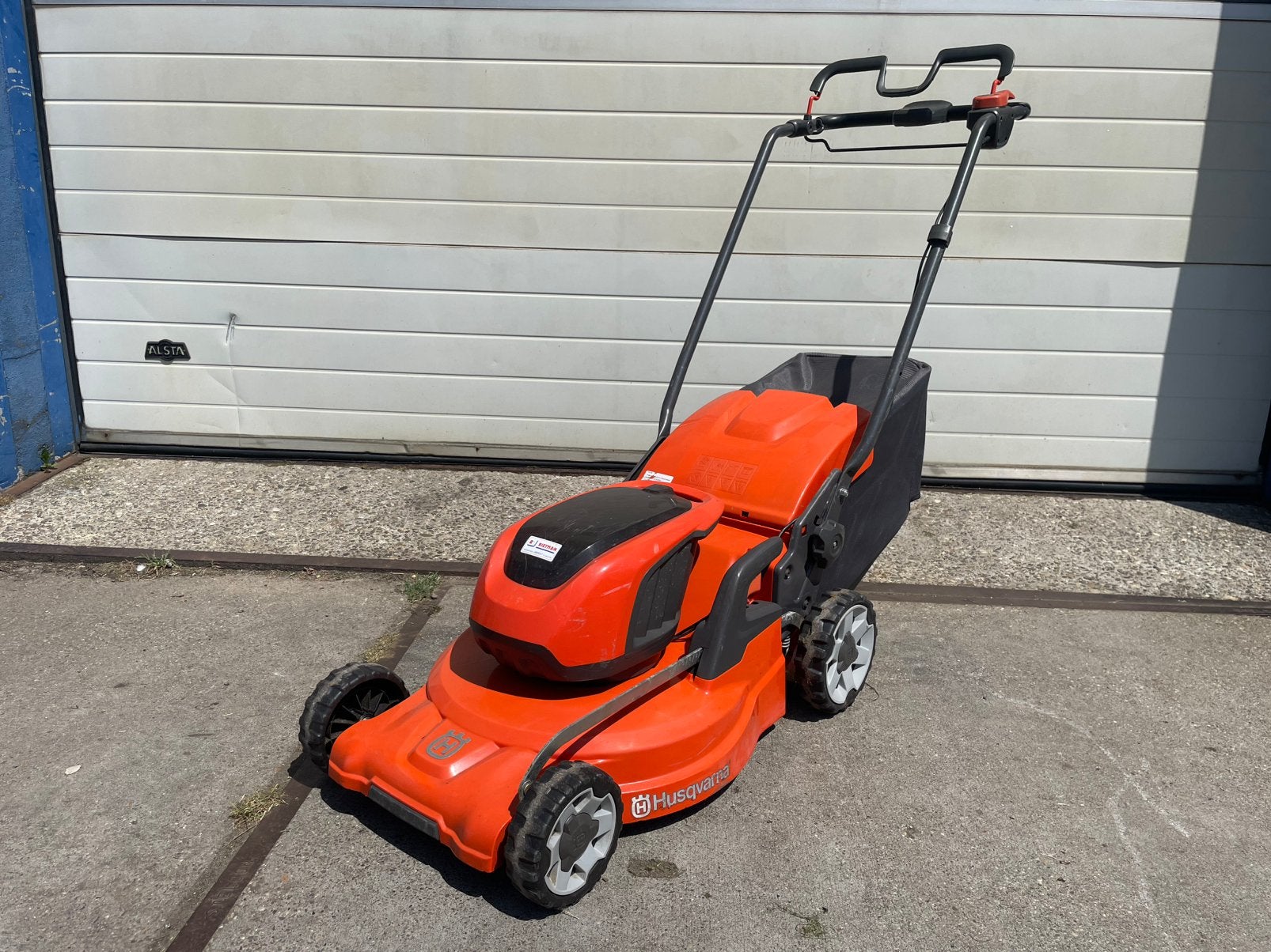 Husqvarna LC347VLi Gazonmaaier, Ophalen, Cirkelmaaier, Gebruikt, Versnellingen