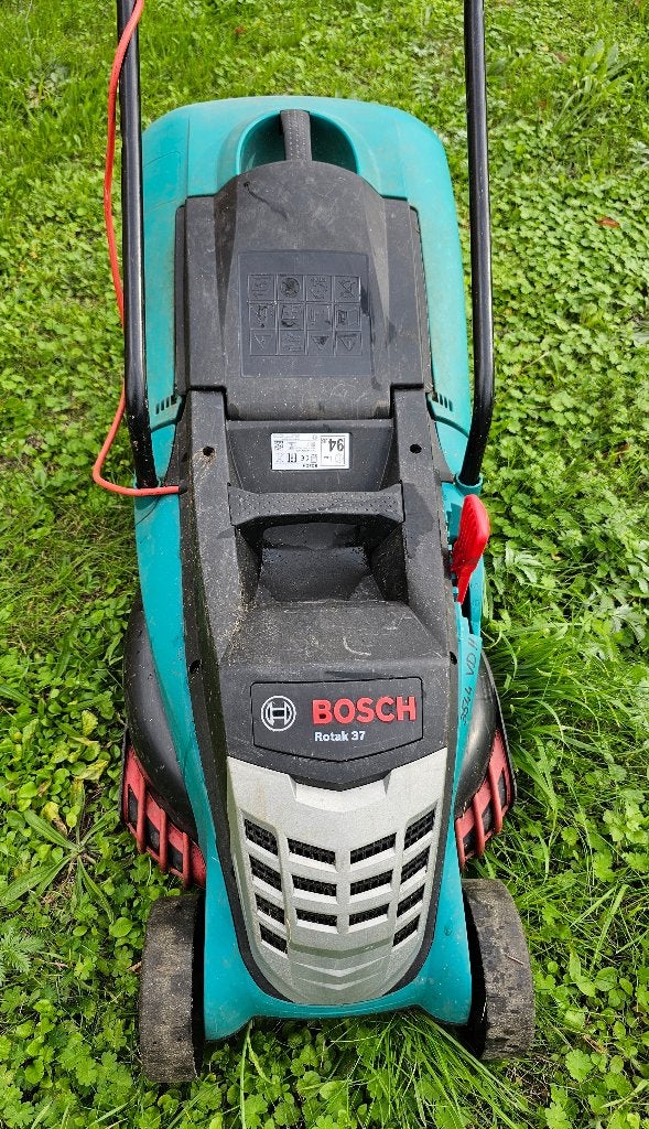Bosch Rotak 37 Elektrische Grasmaaier, Tuin en Terras, Ophalen, Gebruikt, 30 t/m 39 cm, Elektrische grasmaaier