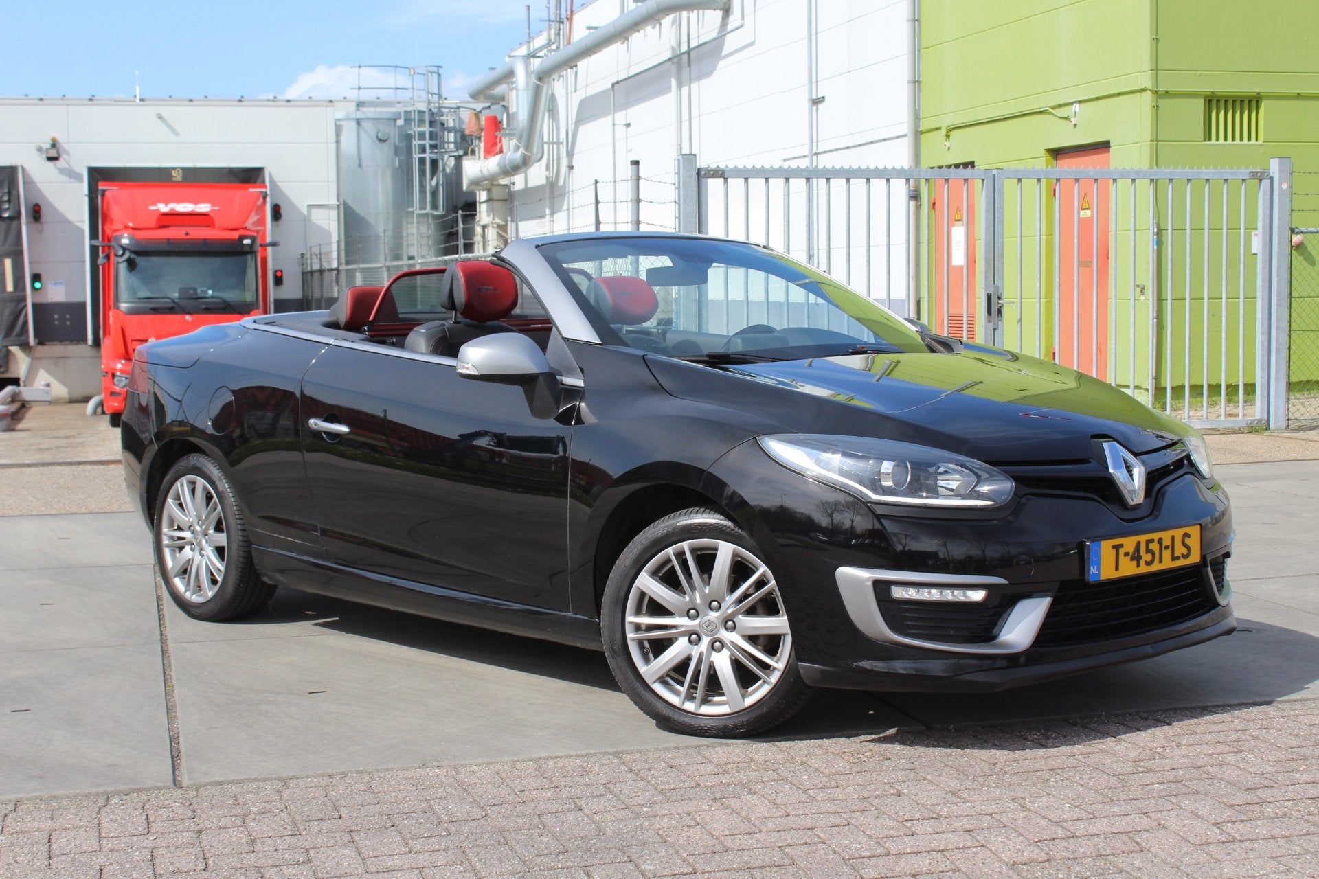 Foto 24 van Renault Mégane Coupé-Cabriolet 1.2 TCe Privilège GT line