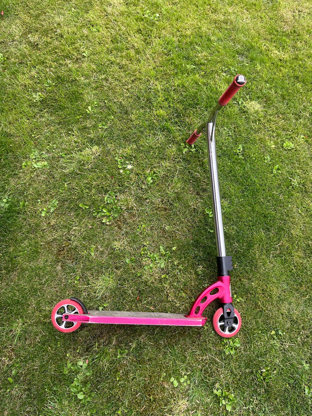 Madd MGP VX6 stuntstep in nette staat, Ophalen, Gebruikt, Overige typen