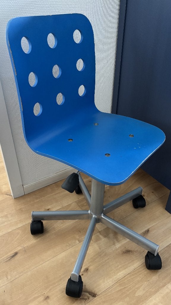 Kinder stoel IKEA, Kinderen en Baby's, Kinderkamer | Tafels en Stoelen, Ophalen, Gebruikt, Stoel(en)