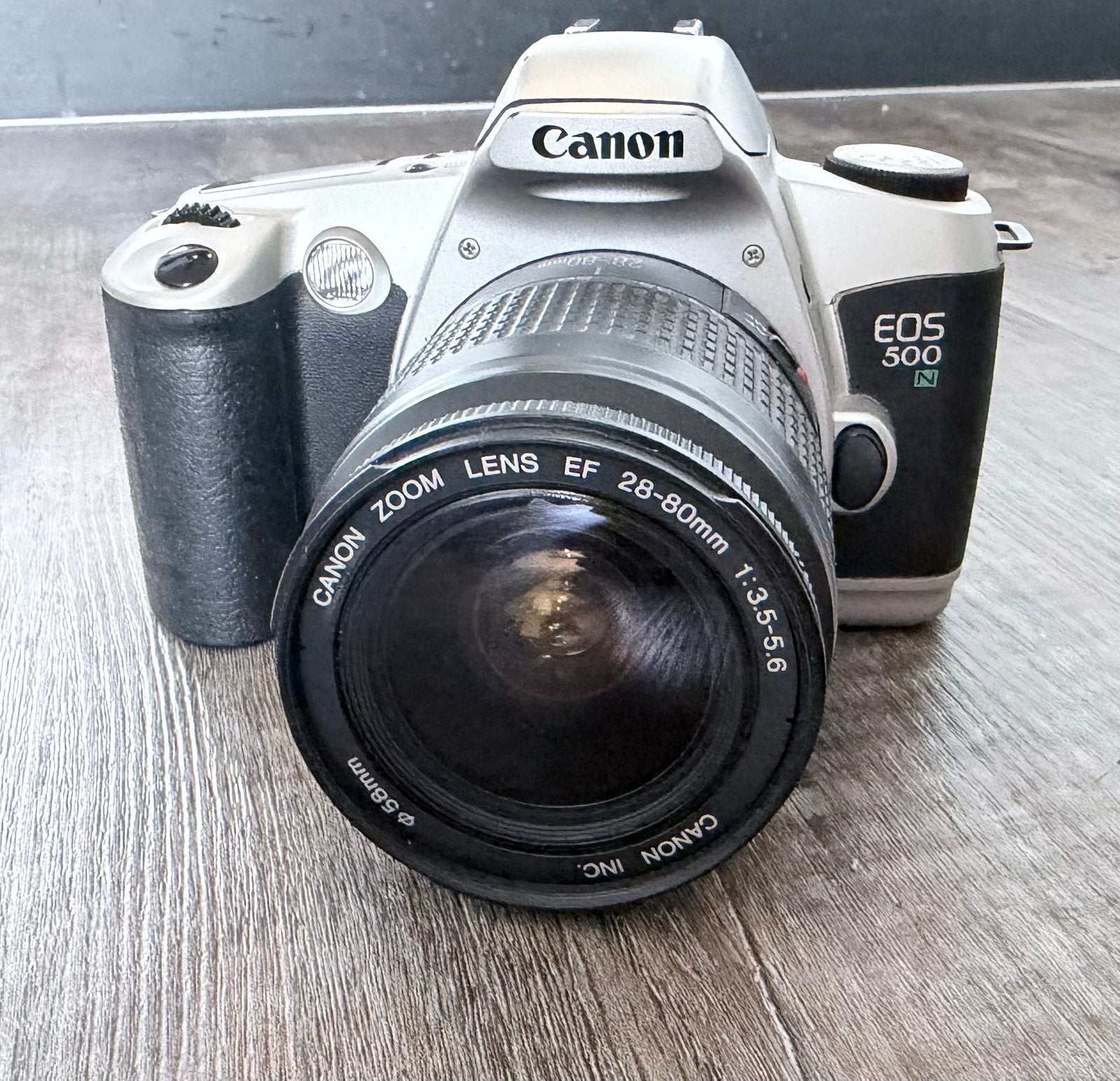 Canon EOS 500N analoge spiegelreflexcamera  EF 28-80mm lens, Audio, Tv en Foto, Fotocamera's Analoog, Zo goed als nieuw, Spiegelreflex