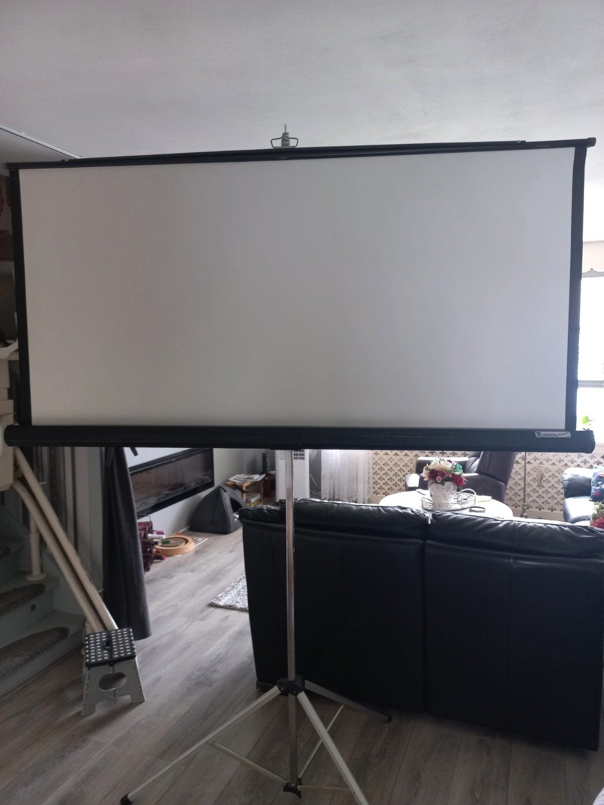 Beamer scherm 180x180 met statief, Ophalen of Verzenden