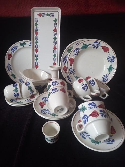 boerenbont servies overcompleet, Ophalen of Verzenden, Zo goed als nieuw, Aardewerk, Bord(en)