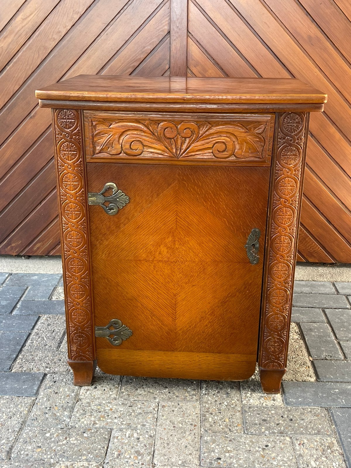 Zeer nette Köhler Trapnaaimachine., Ophalen