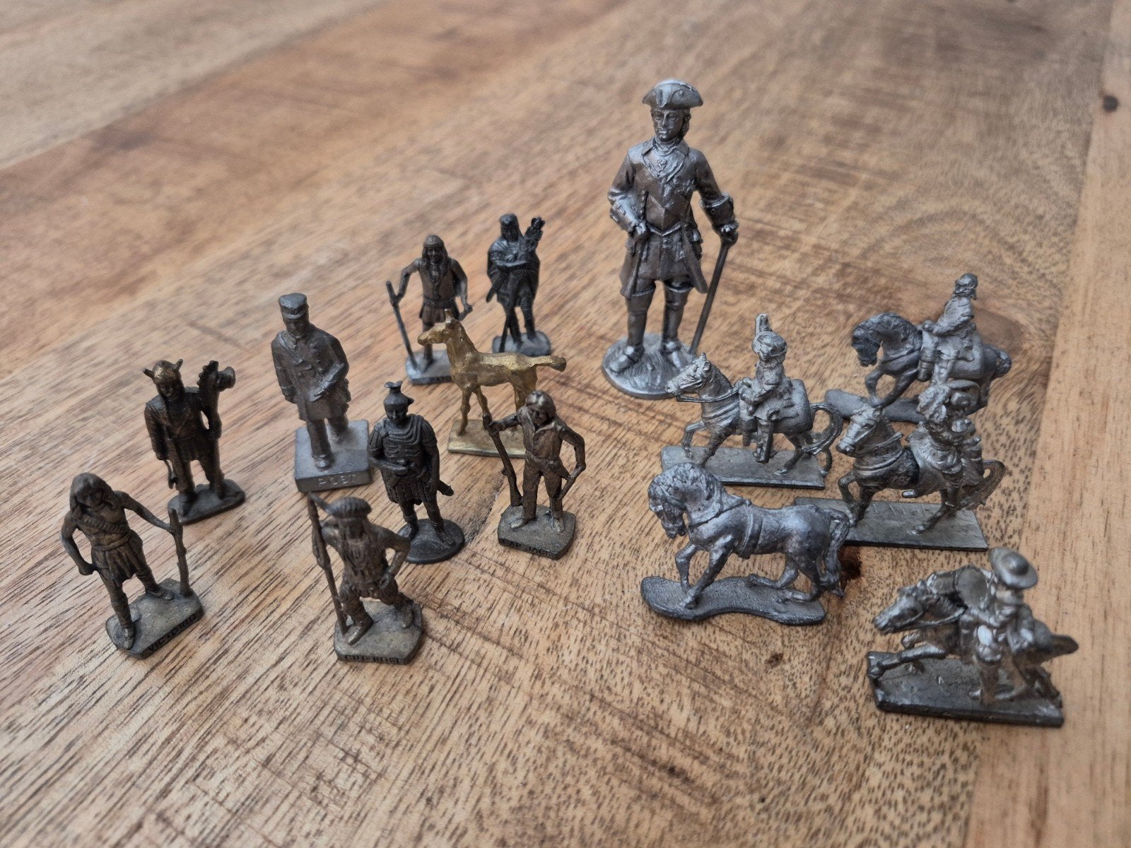 Verzameling van tinnen beeldjes, ridders en paarden, Ophalen of Verzenden, Zo goed als nieuw