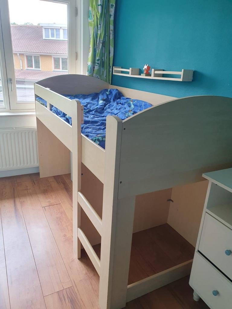Kinder half hoogslaper. Gedemonteerd op te halen, Ophalen, Gebruikt, Hoogslaper
