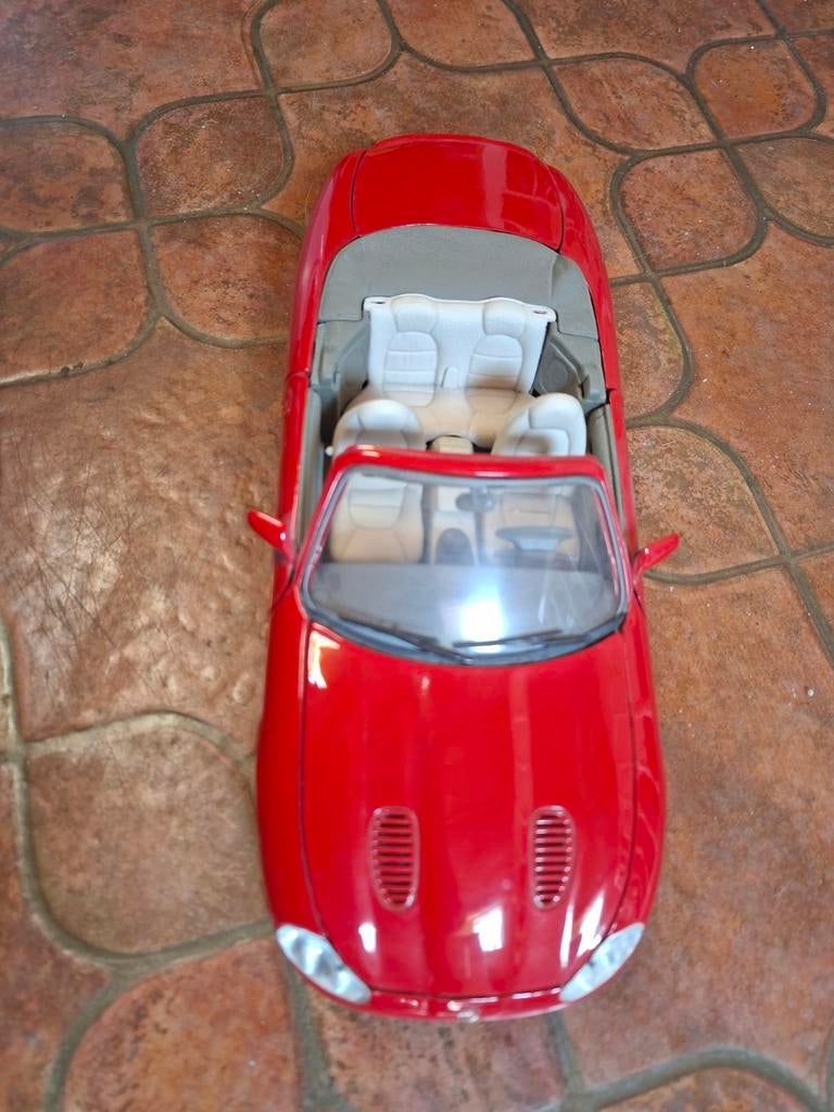 Rode Jaguar XK8 Cabriolet Modelauto, Ophalen of Verzenden, Zo goed als nieuw, Auto, Overige merken