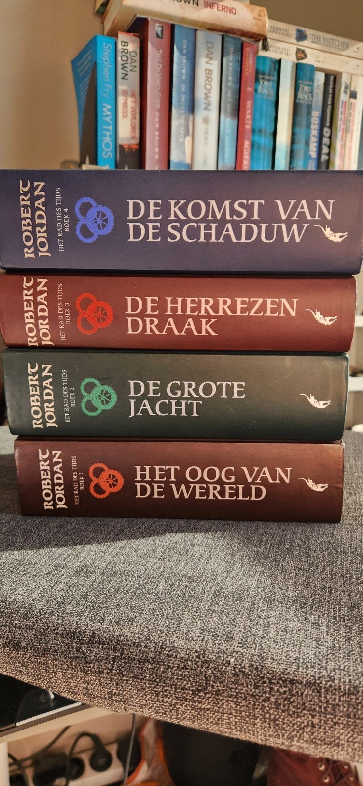 Het Rad des Tijds - Boeken 1-4 (Hardcover), Boeken, Ophalen of Verzenden, Gelezen, Robert Jordan