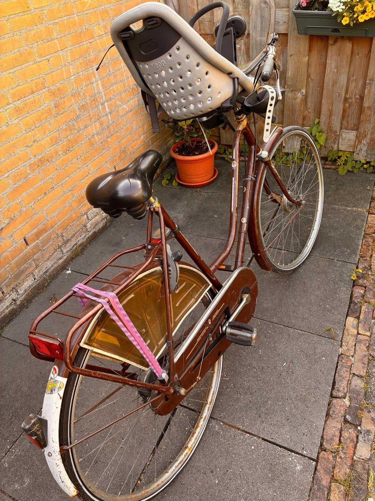 Sparta fiets met windscherm en kinderzitje, Fietsen en Brommers, Ophalen, Gebruikt, Sparta