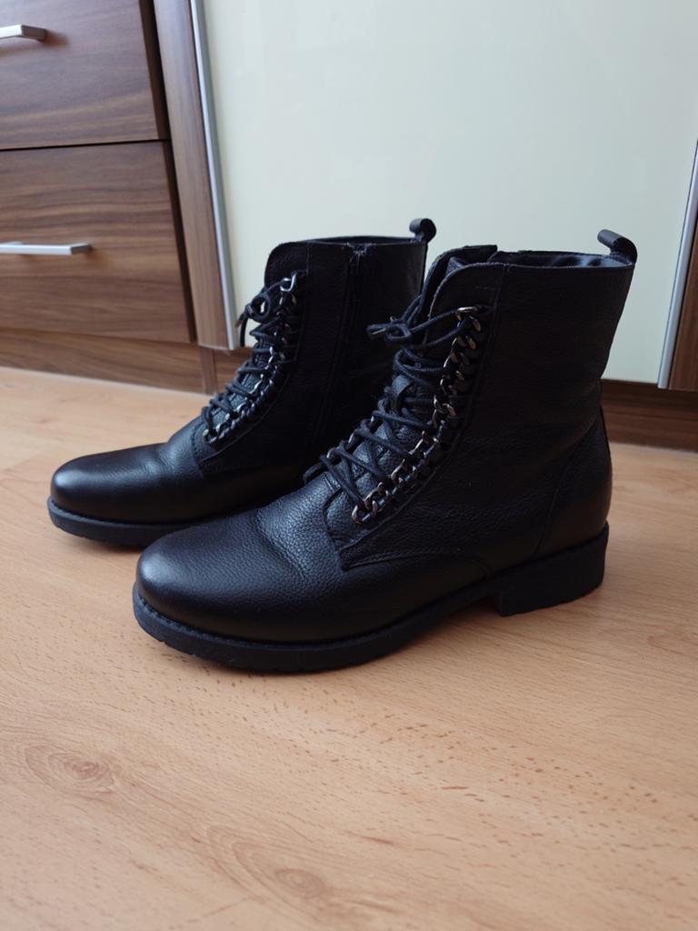 Stoere zwarte boots, maat 40., Kleding | Dames, Schoenen, Zwart, Lage of Enkellaarzen, Ophalen of Verzenden, 5th Avenue