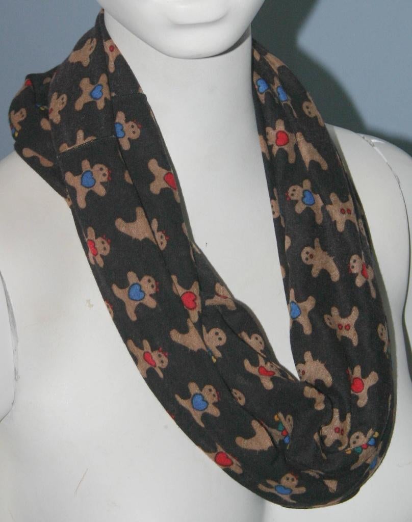 Nieuwe zwarte sjaal met figuurtjes, Kleding | Dames, Ophalen of Verzenden, Nieuw, Maat 46/48 (XL) of groter, Sjaal