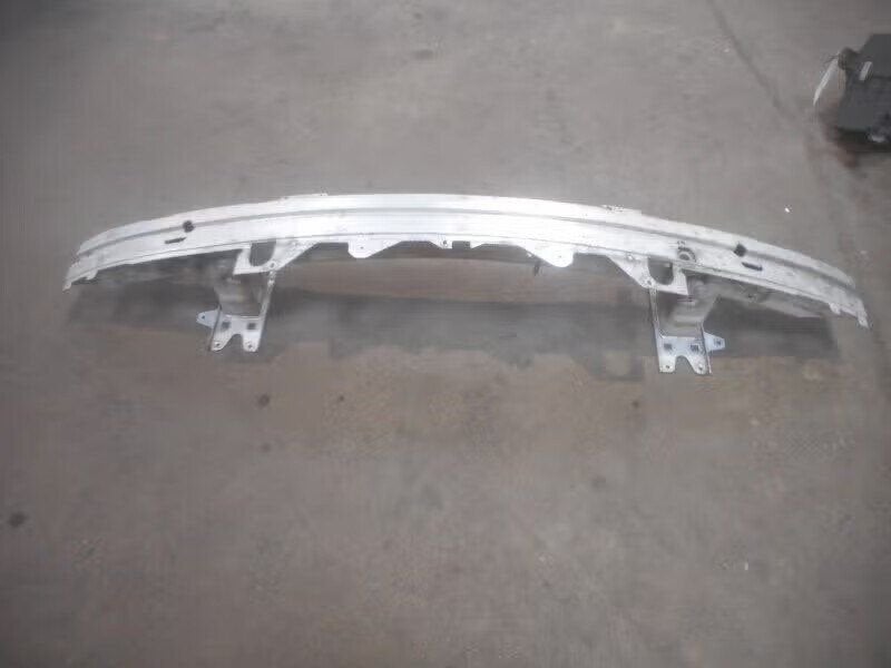 BUMPERBALK VOOR BMW 7 serie (E65 / E66 / E67), Gebruikt, Ophalen of Verzenden, Petuelring 130 80809 München, DE, Bumper