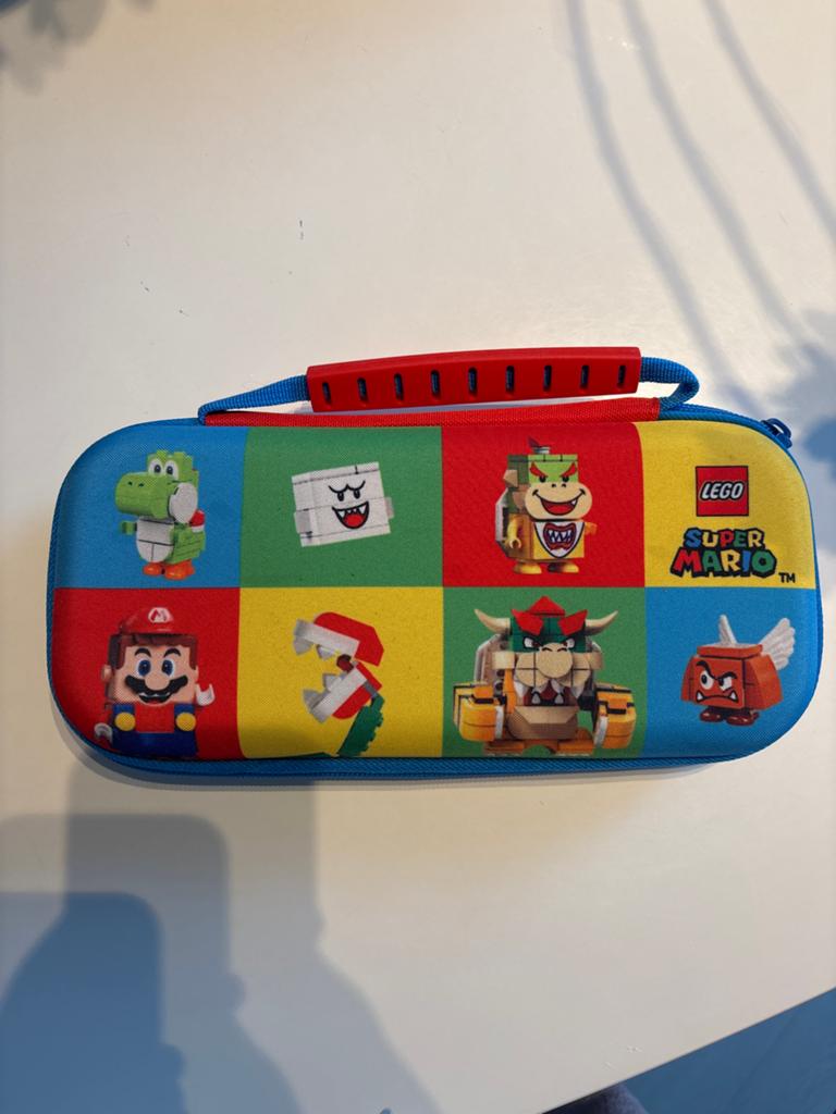 Nintendo Switch hoesje - Lego Super Mario editie, Ophalen of Verzenden, Nieuw