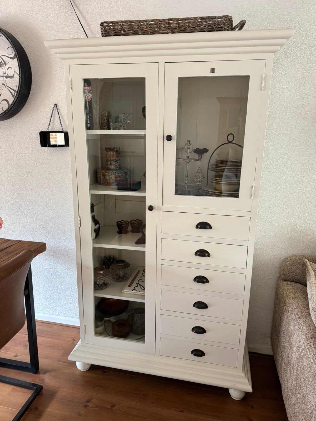 Brocante witte vitrinekast kast, Ophalen
