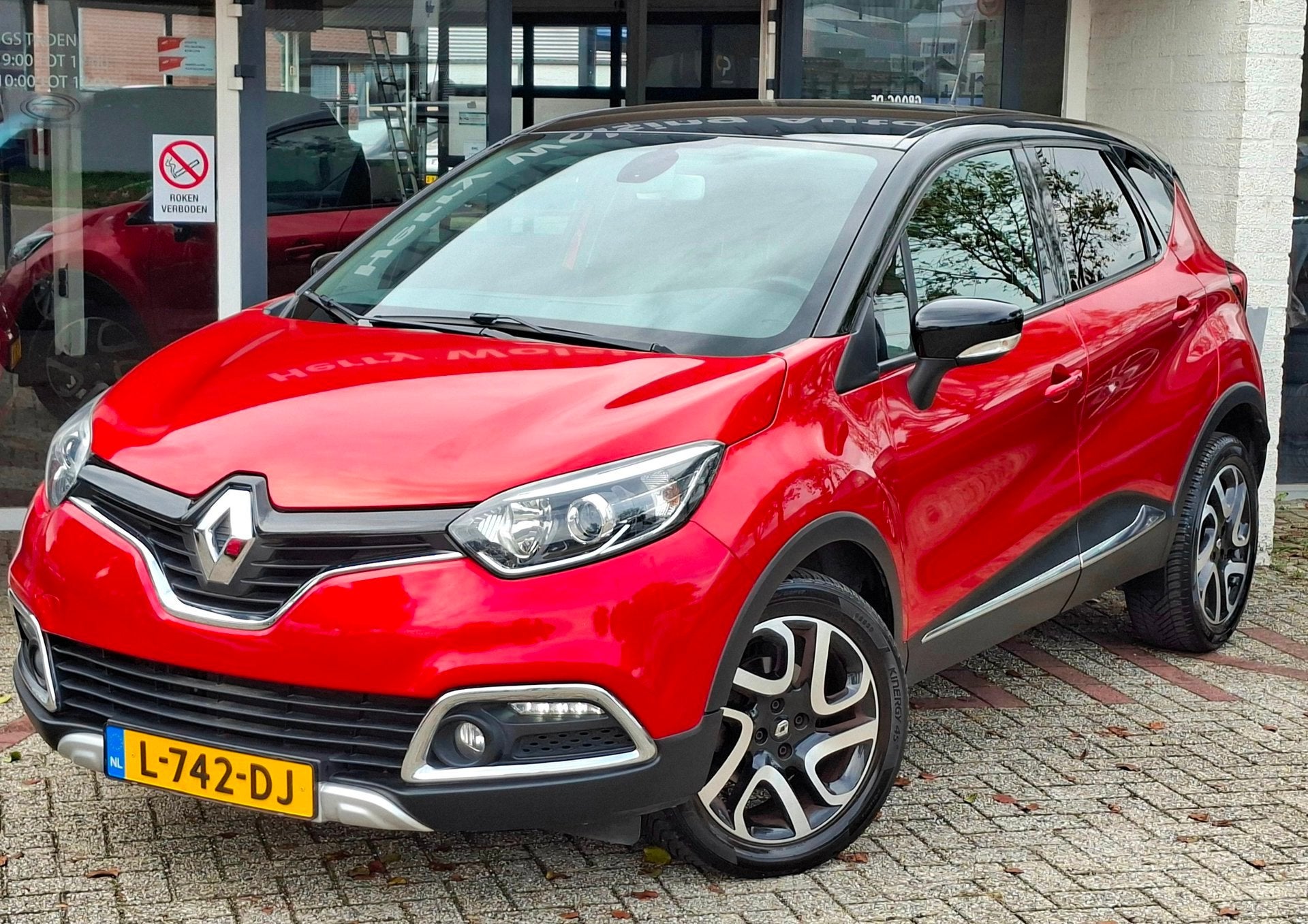 Foto 23 van Renault Captur 1.2 TCe Xmod Autom Navi Camera Pdc Clima