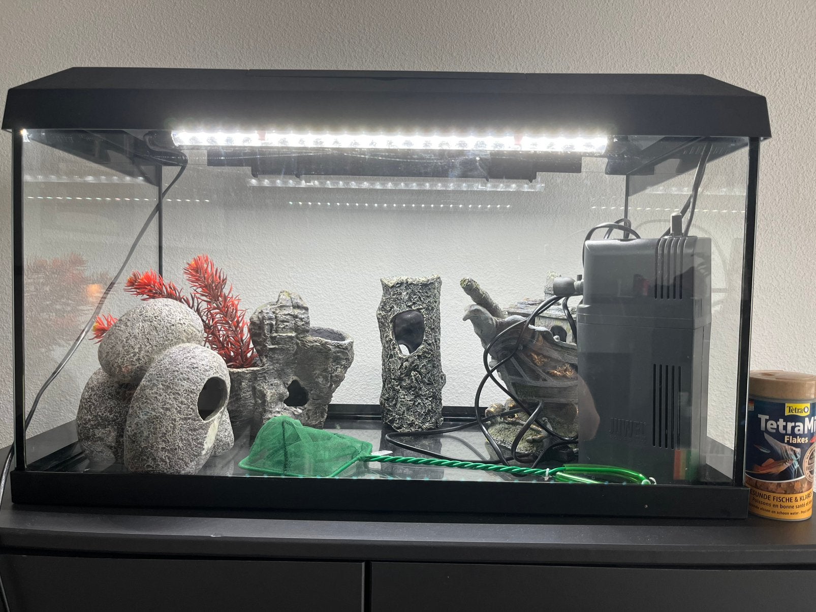 Juwel aquarium 54L, Dieren en Toebehoren, Vissen | Aquaria en Toebehoren, Pomp, Aquariummeubel, Ophalen of Verzenden, Zo goed als nieuw