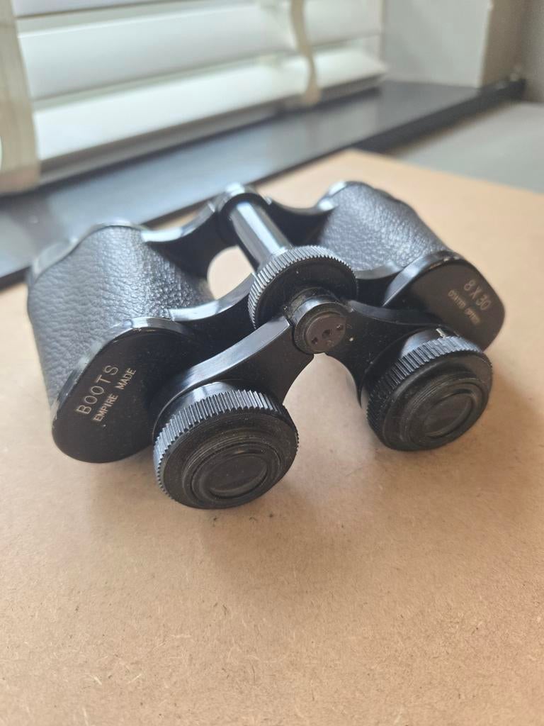 Boots Empire 8x30 Verrekijker defect, Verzenden, Niet werkend, Minder dan 8x, Porro (met knik)