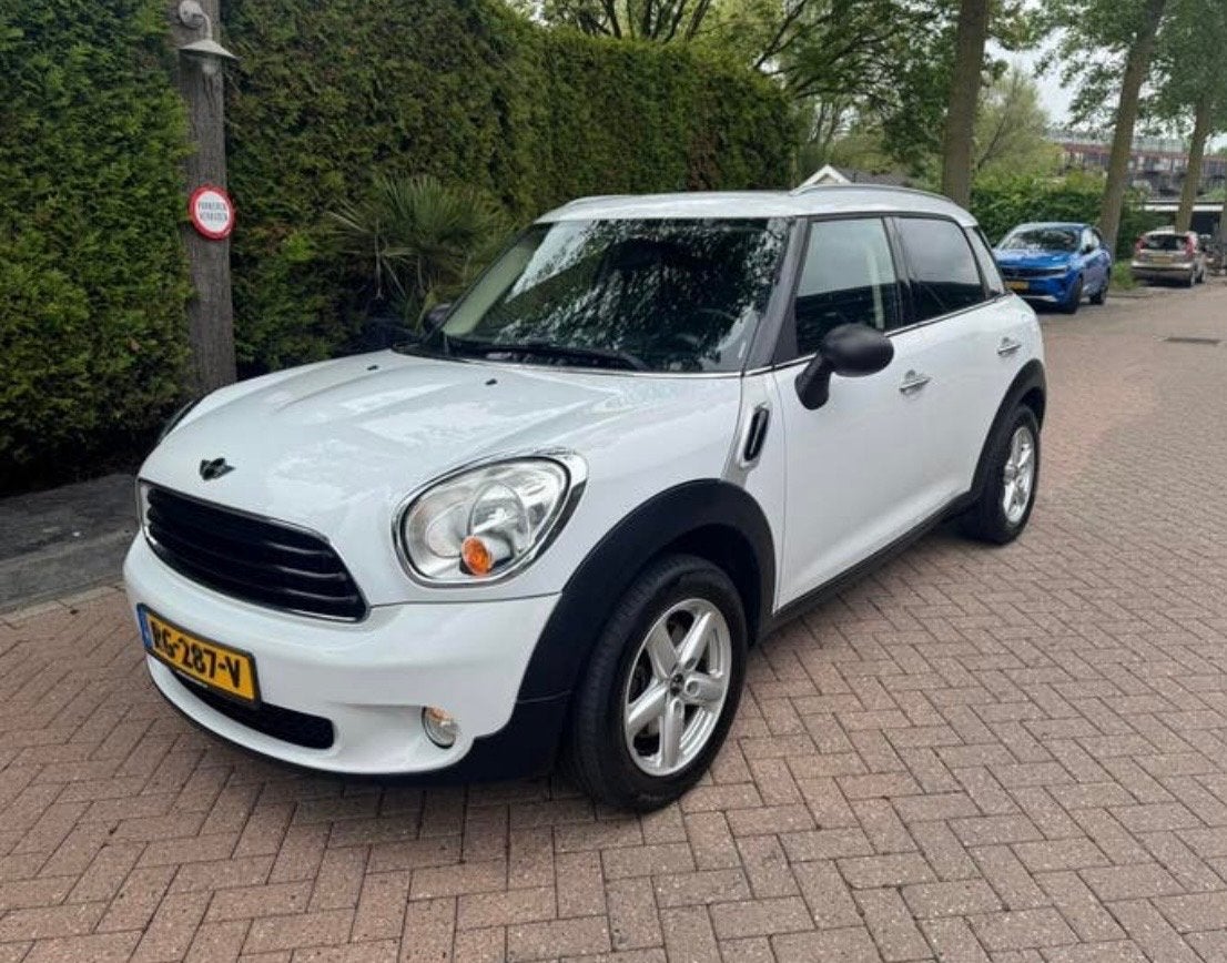 Mini Countryman 1.6 ONE 2011 Wit, Auto's, Mini, Particulier, Countryman, ABS, Adaptive Cruise Control, Airbags, Airconditioning