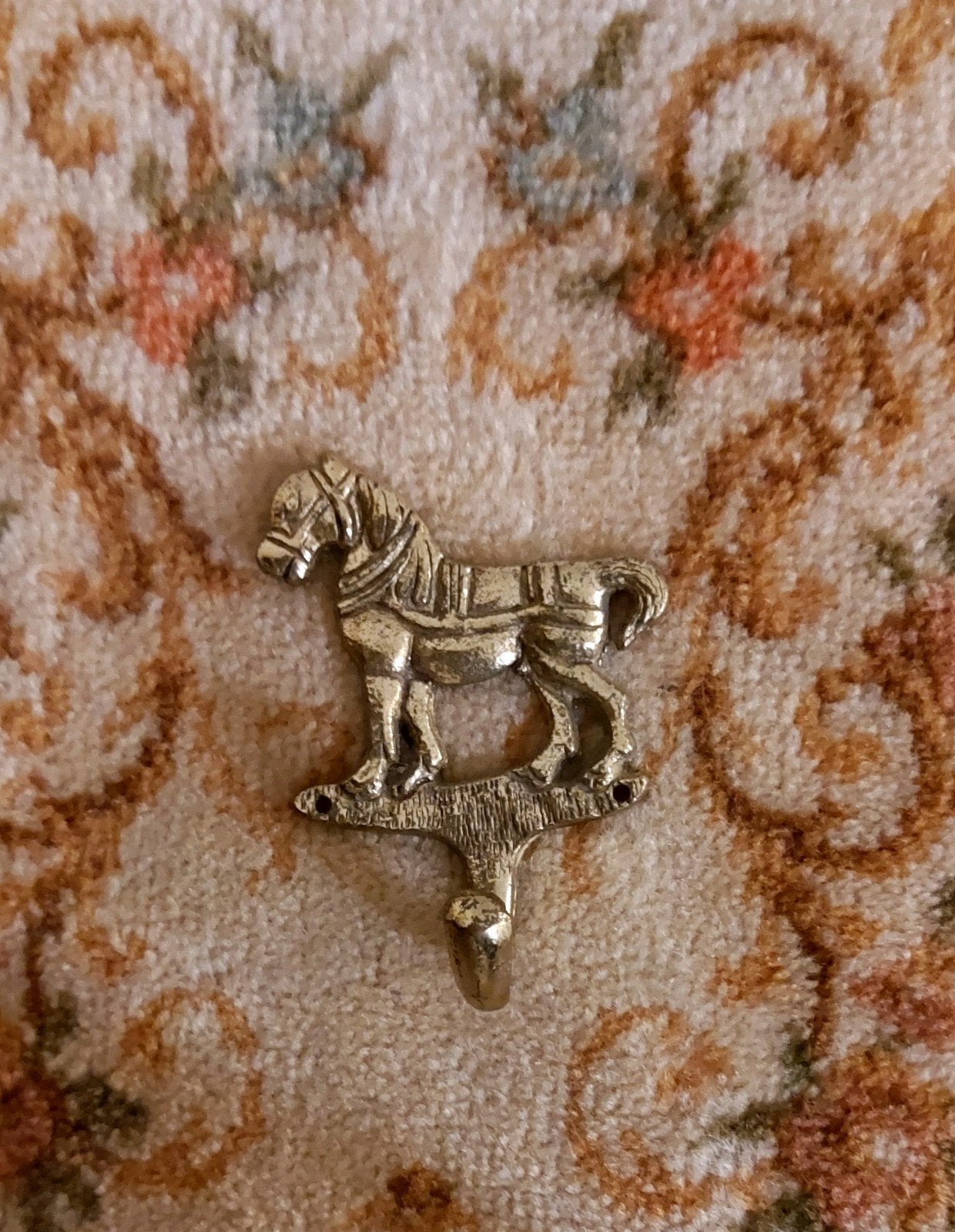 Mooie oude koperen wandhaak met paard, Ophalen of Verzenden