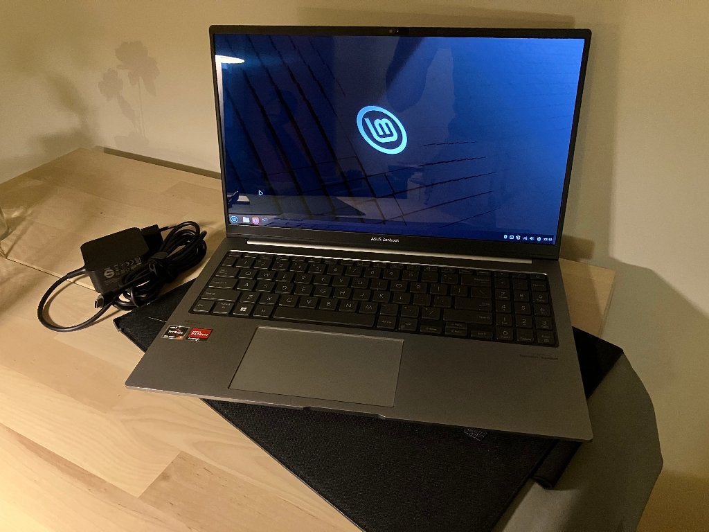 Asus zenbook 15 oled um3504d, Ophalen of Verzenden, AMD Ryzen 7, SSD, 1 TB