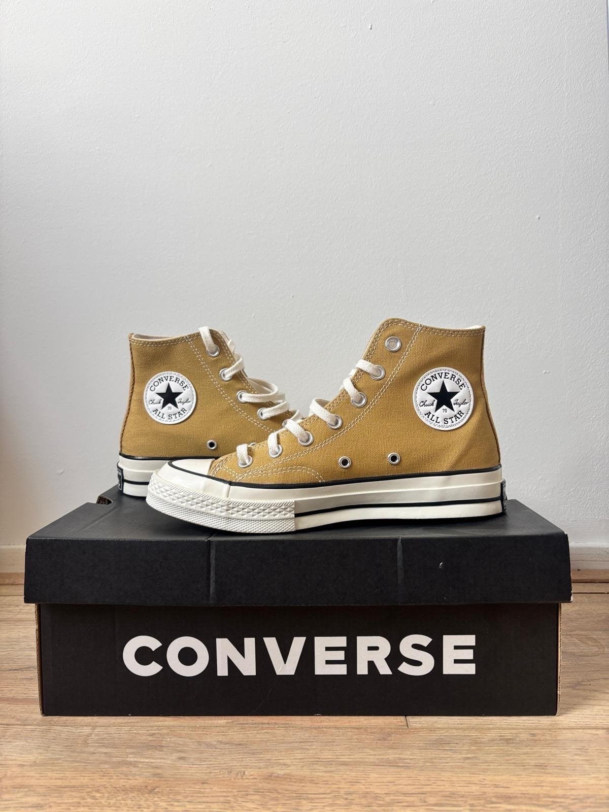 Converse Chuck 70 High Top Sneakers - Nieuw in doos, Ophalen of Verzenden, Nieuw, Geel, Sneakers of Gympen