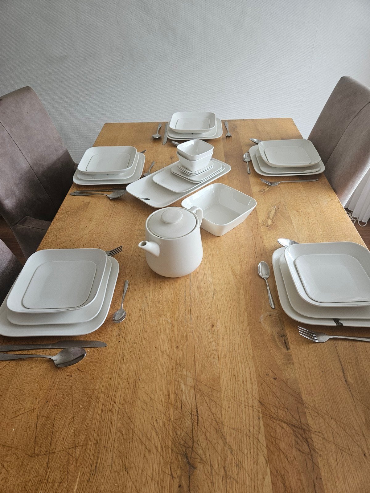 Wit vierkant servies - compleet set voor 6 personen, Ophalen, Keramiek, Zo goed als nieuw, Modern