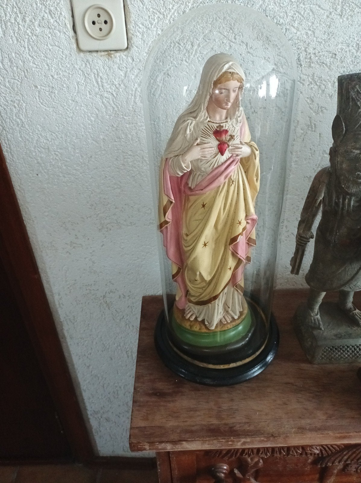 Antiek Mariabeeld in glazen stolp - Religieuze kunst, Antiek en Kunst, Ophalen of Verzenden