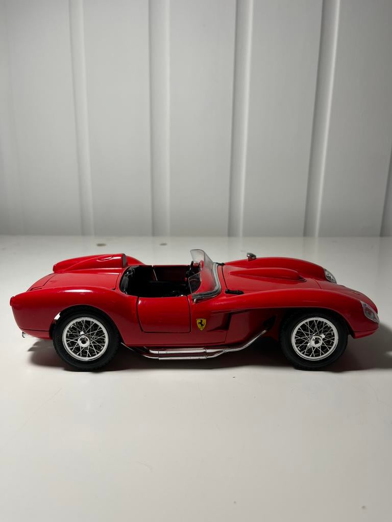 Modelauto Ferrari 250 Testa Rossa 1957 schaal 1:18 Bburago, Ophalen of Verzenden, Gebruikt, Auto, Bburago