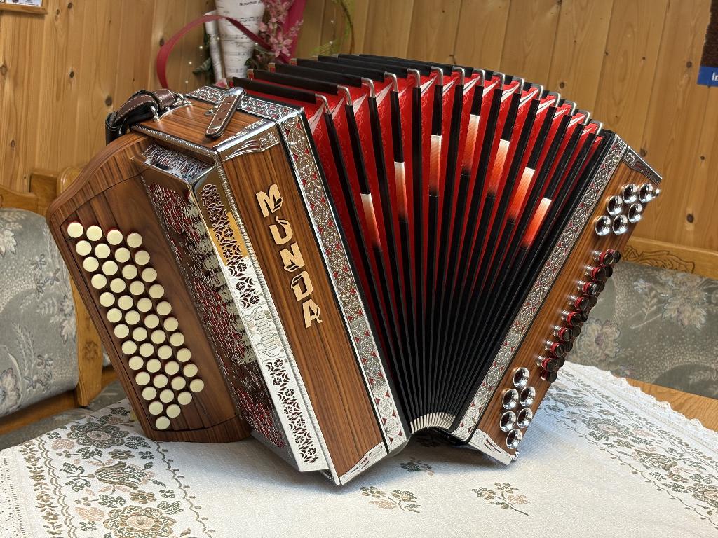 Steirische Harmonika Munda Standard, Overige formaten, Knopaccordeon, Ophalen, Overige merken