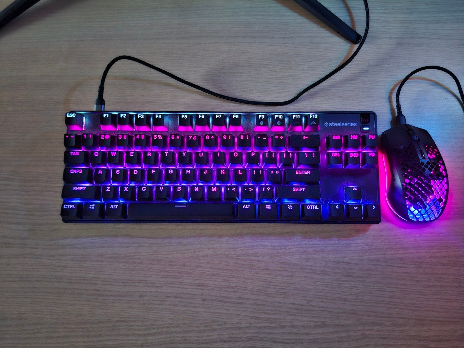 Foto 3 van Complete Gaming PC Set | RTX 3050 | 34" 180Hz Ultrawide