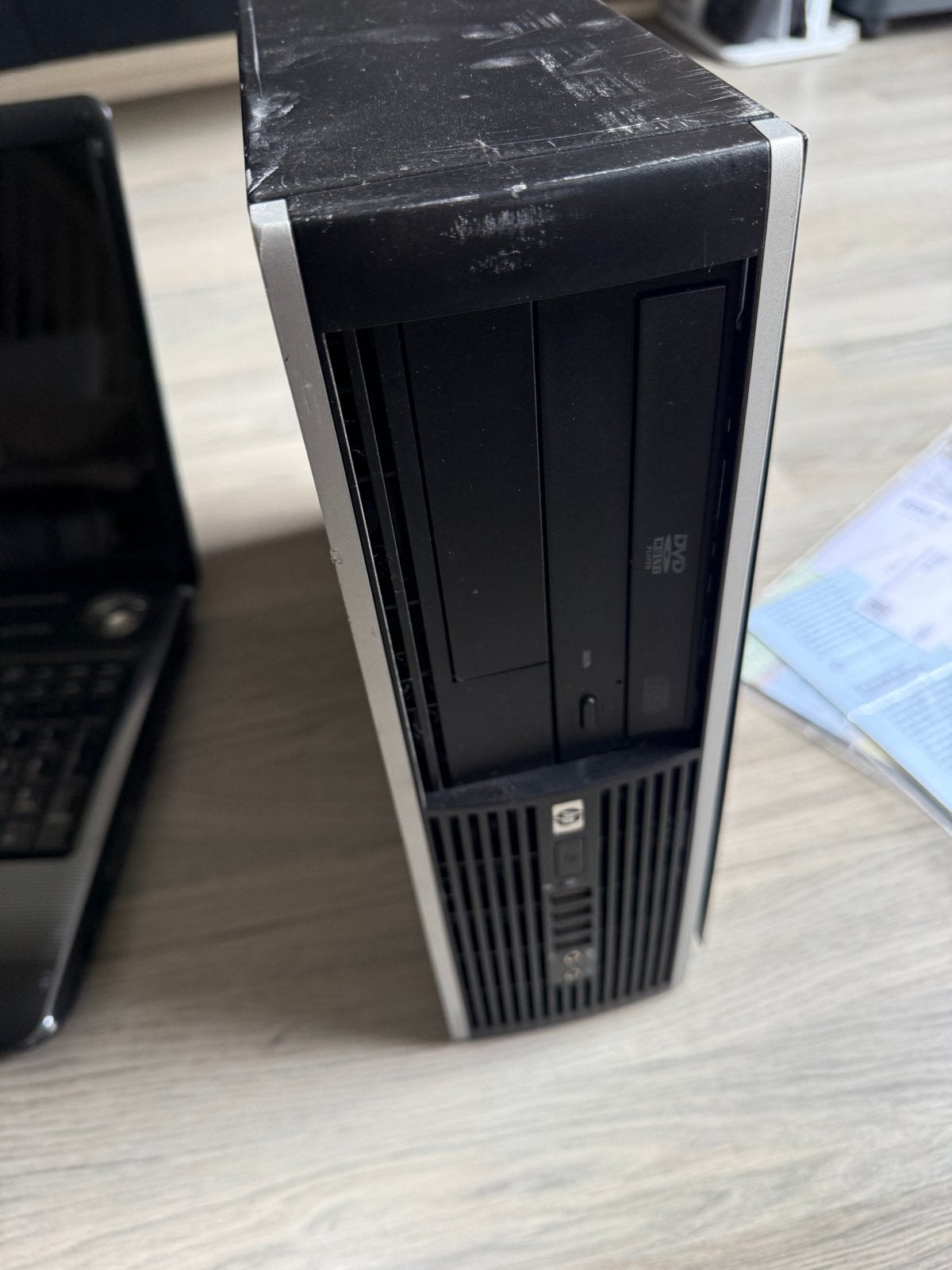 Oude Laptops. Ipads pc Kast - Ideaal voor Onderdelen/Hobby, Ophalen of Verzenden, Niet werkend, Qwerty, Minder dan 4 GB